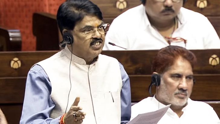 https://www.salarnews.in/public/uploads/images/newsimages/maannewsimage22082026_192441_Manan Kumar Mishra.jpg